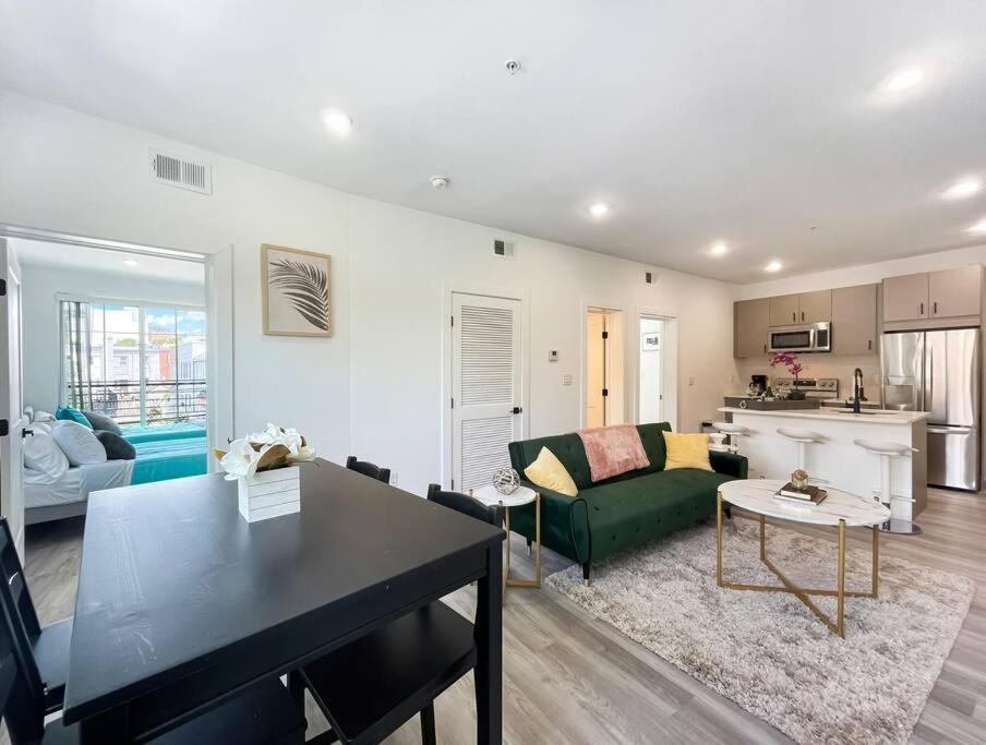 Central Dc Apt , City Skyline View , Close To All 워싱턴 외부 사진